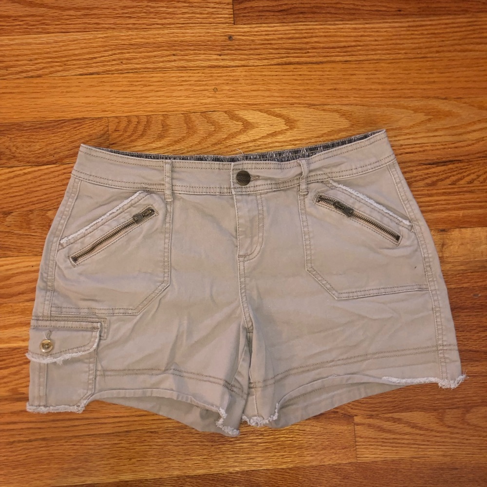 Maurice’s Khaki Shorts